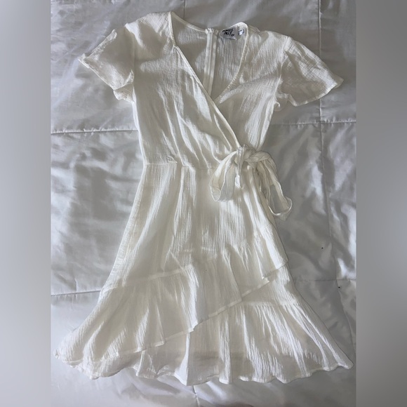 Princess Polly Tie Front Dress - Picture 5 of 7